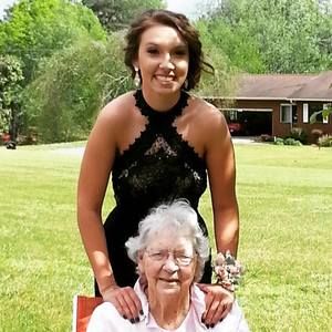 Meet your Posher, Amber